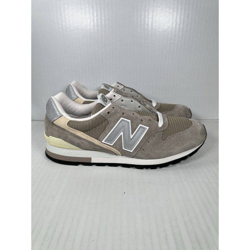 Size 11 New Balance 996 Mens Casual Sneakers Gray Silver White Made in USA Shoes